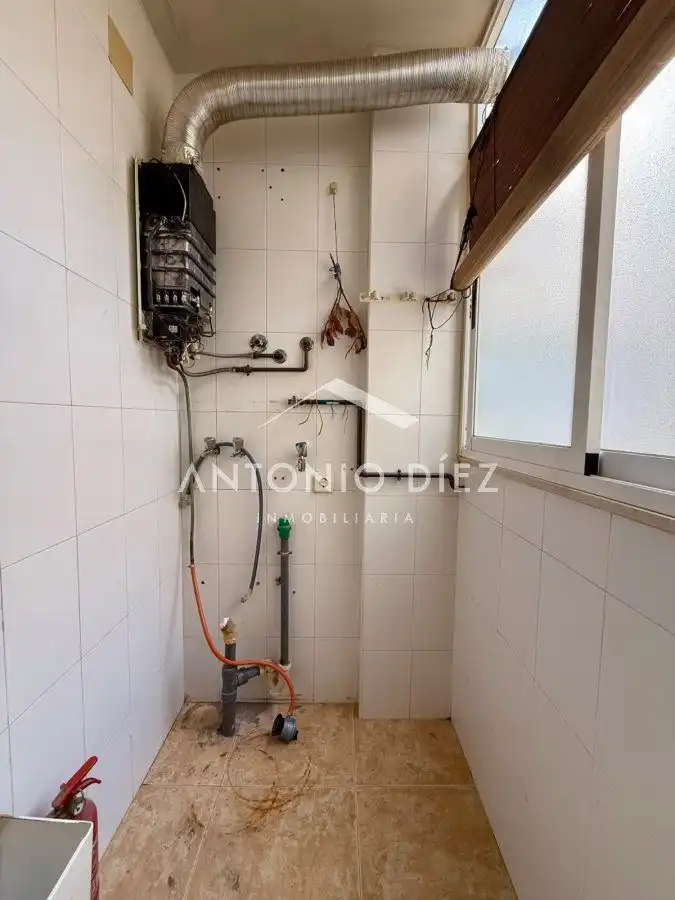 Bany de Pis en venda en Aspe amb Aire condicionat i Traster