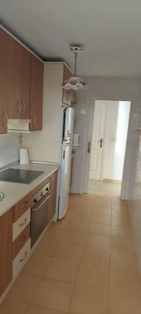 Cuina de Pis en venda en Motril amb Aire condicionat, Terrassa i Piscina comunitària