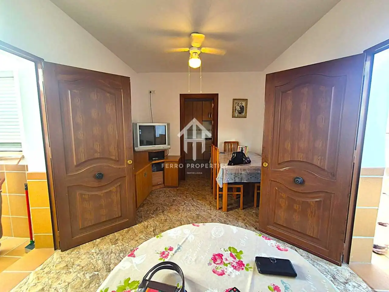 Vista exterior de Casa o xalet en venda en Loja amb Terrassa i Moblat