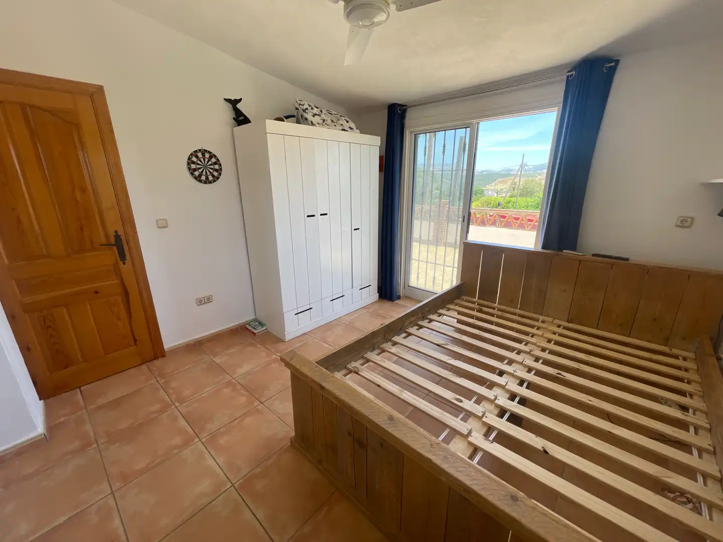Dormitori de Finca rústica en venda en Álora amb Aire condicionat, Calefacció i Jardí privat