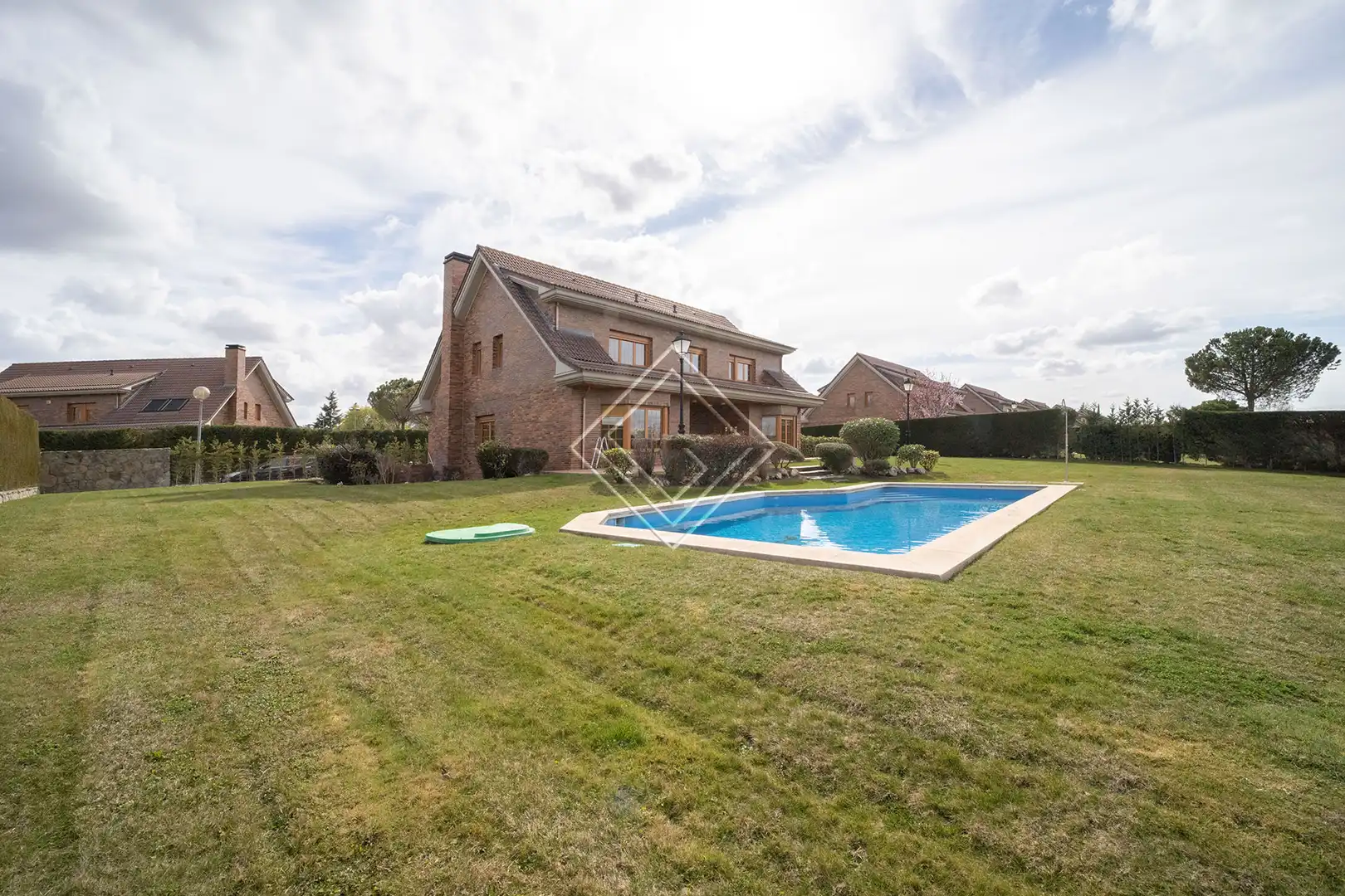 Casa con piscina en alquiler en Calle de Altos de la Moraleja, imagen 3