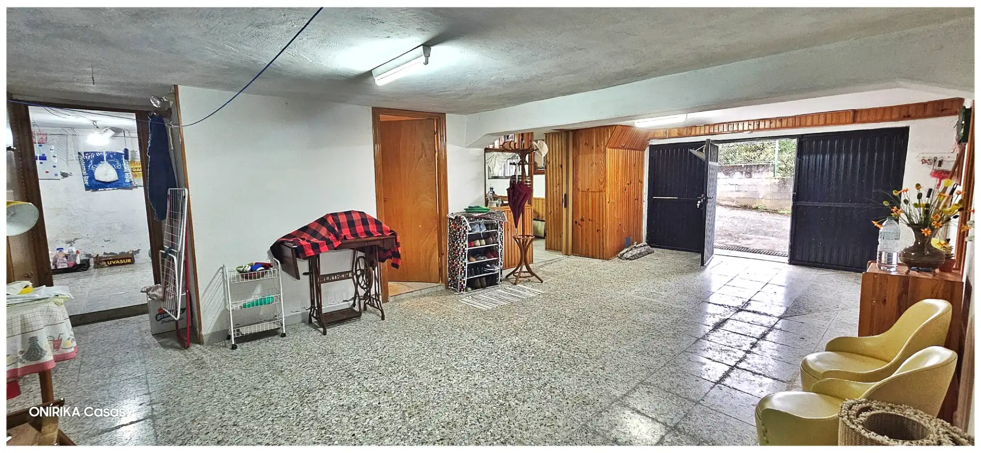 Houses for sale in Sarria  with Heating, Private garden and Parquet flooring