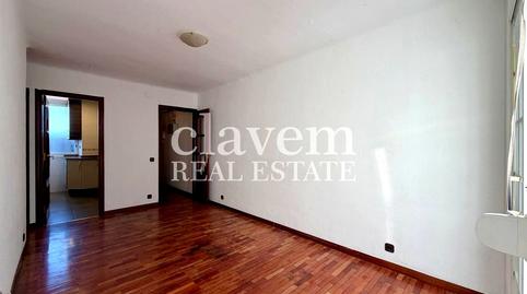 Foto 3 de Pis en venda a Carrer de Santa Engràcia, La Prosperitat, Barcelona Capital