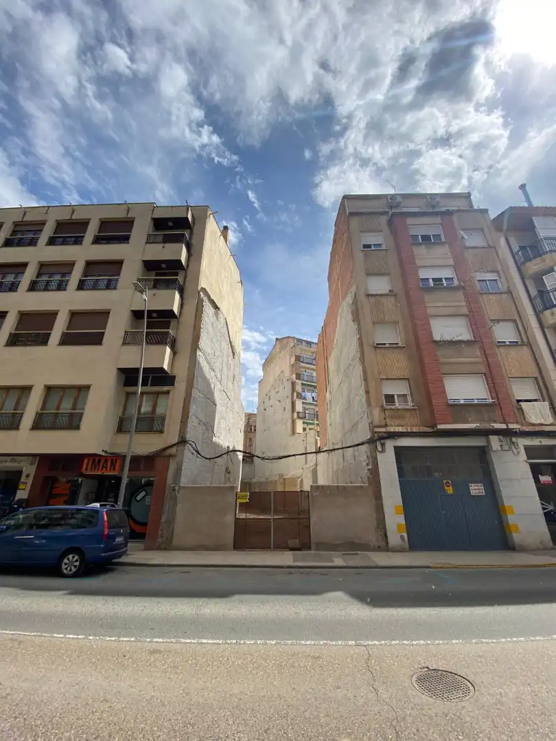 Wohnbaugrundstück zum Verkauf in Calle Mártires 9, imagen 5