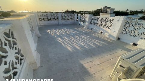 Una oportunidad para quienes valoran una casa impecable, con encanto y en una ubicación privilegiada.?? Hay viviendas... y luego e, immagine 4