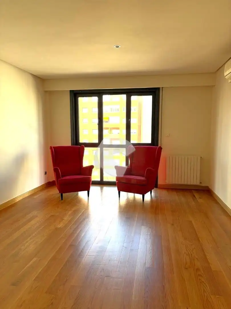 Sala de estar de Dúplex de alquiler en Ourense Capital  con Calefacción