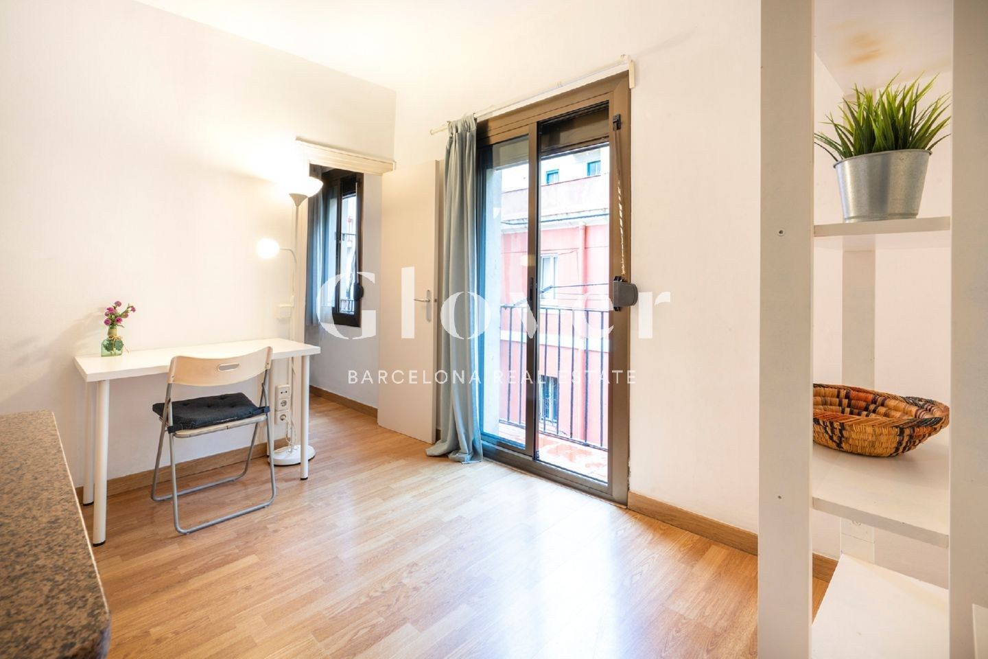 Dormitori de Pis en venda en  Barcelona Capital