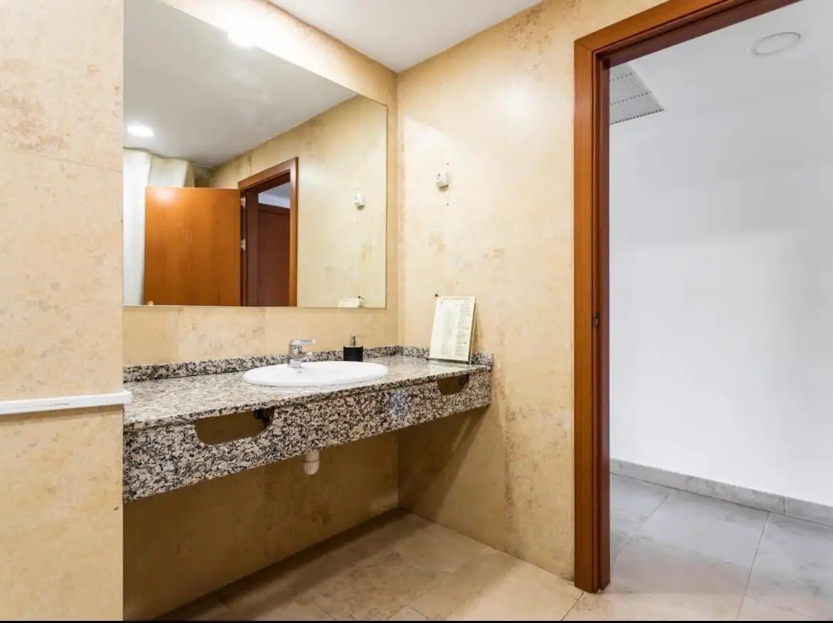 Habitatge amb piscina en venda a Puerto Deportivo, imagen 12