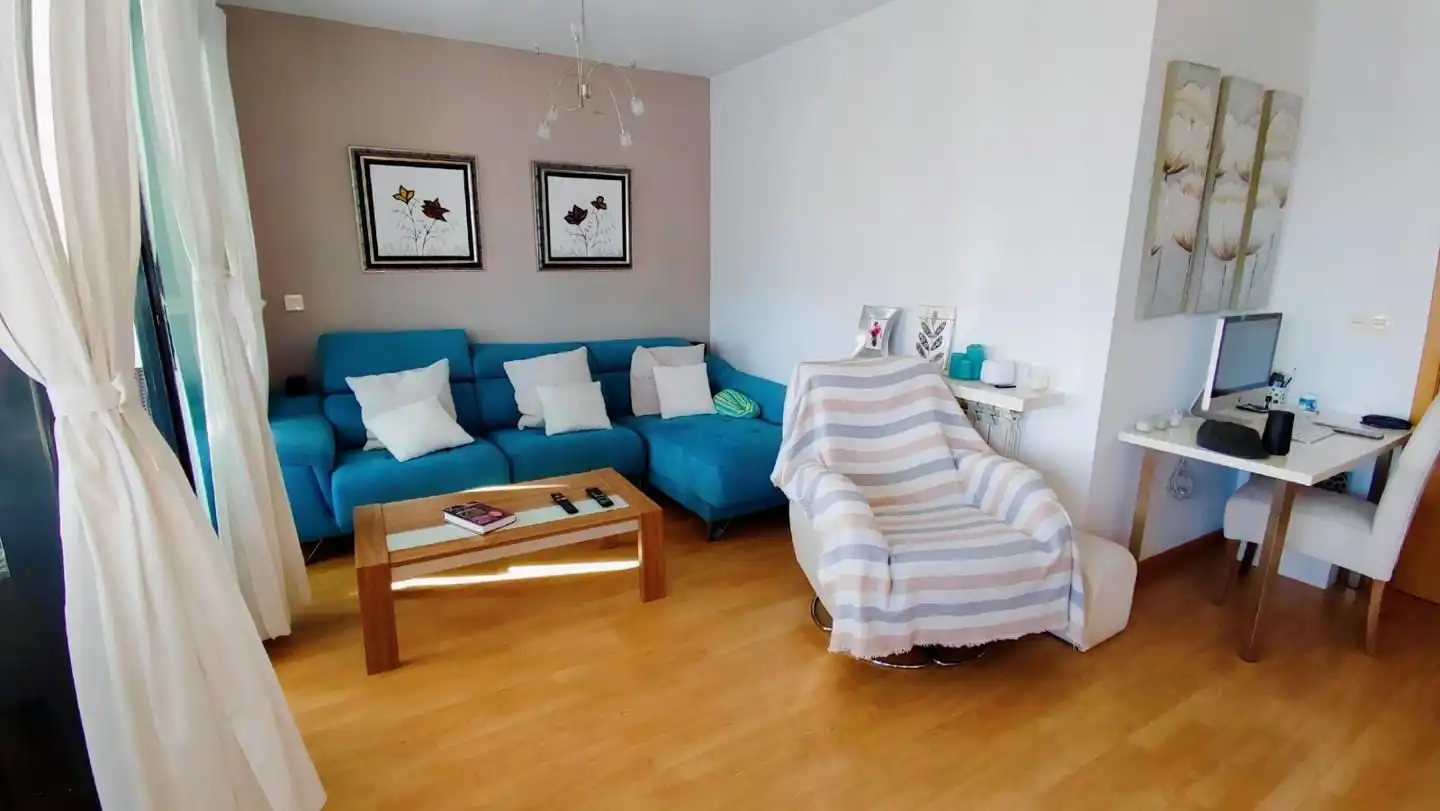 Flat for rent in Calle PDTA MANUEL SANTAELLA PER, Cervantes