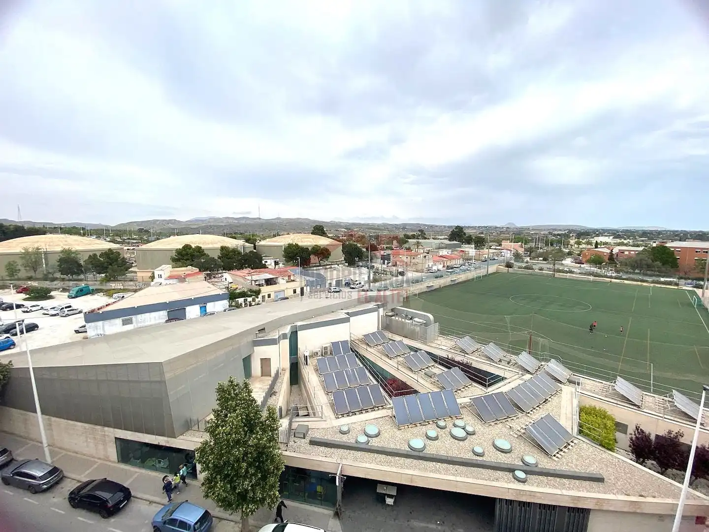 Außenansicht von Wohnung zum Verkauf in Elche / Elx mit Klimaanlage, Heizung und Ofen