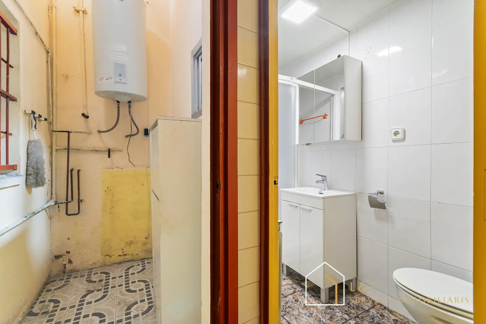 Bathroom of Houses for sale in Rubí  with Air Conditioner