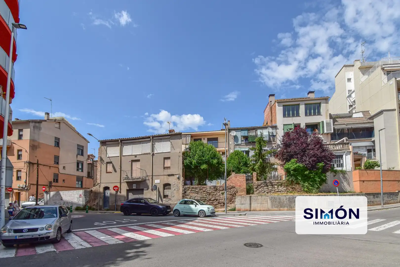 Außenansicht von Residential zum Verkauf in Manresa