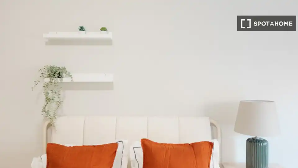 Habitación de Piso de alquiler en Valencia con Aire acondicionado, Calefacción y Amueblado