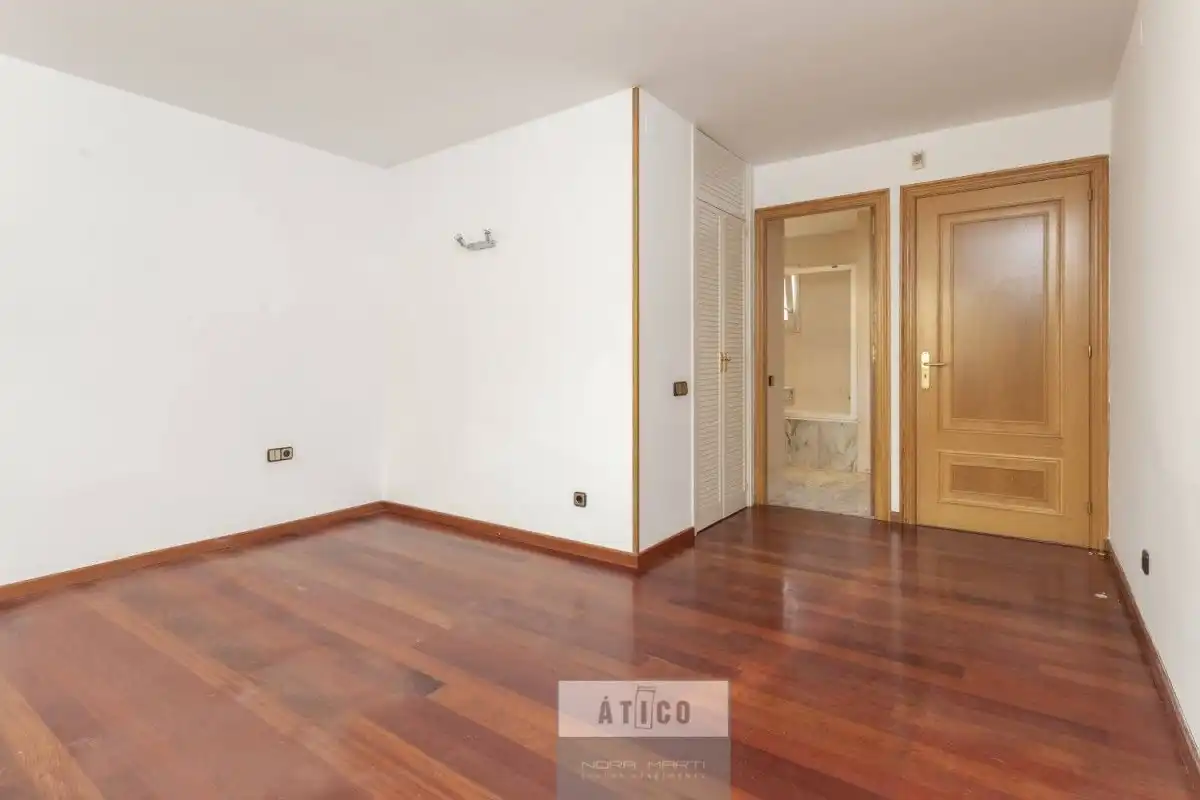 Dachboden zur Miete in Vila de Gràcia
