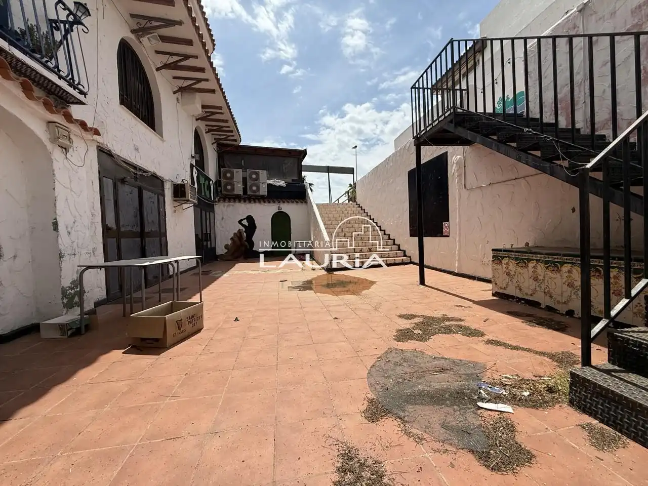 Vista exterior de Local en venda en Alcalà de Xivert