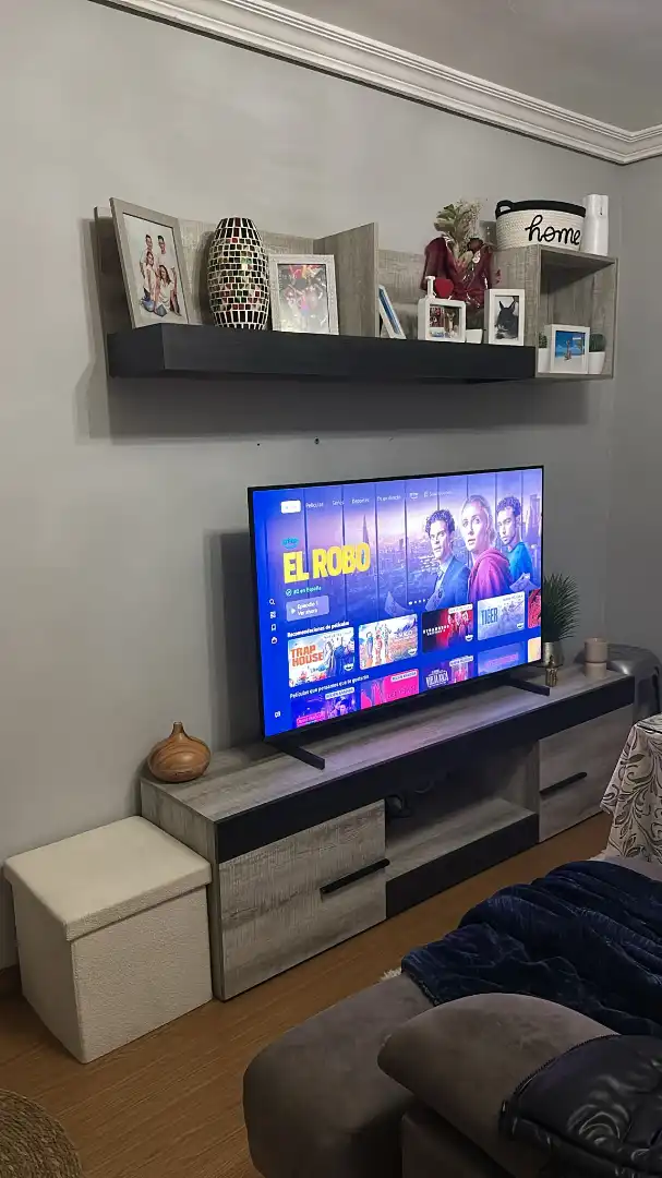 Living room of Flat for sale in Dos Hermanas  with Terrace and Furnished