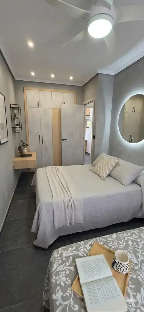 Habitación de Casa adosada en venta en Pilar de la Horadada con Jardín privado, Terraza y Balcón
