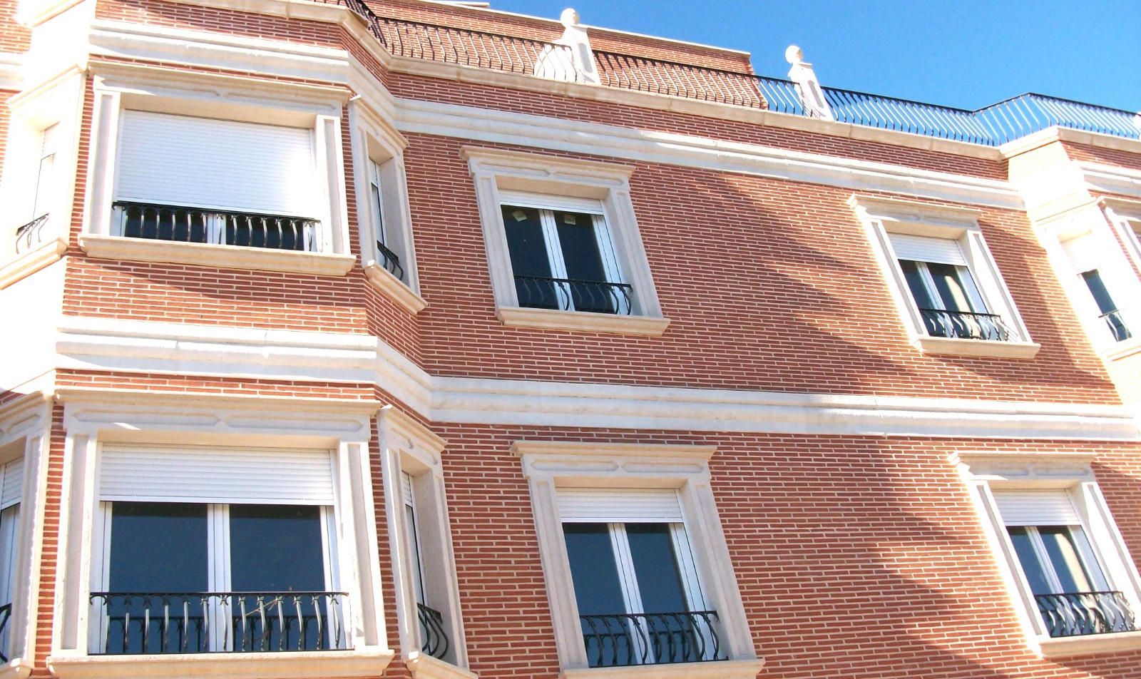 Exterior view of Flat for sale in Calzada de Calatrava  with Air Conditioner, Heating and Terrace