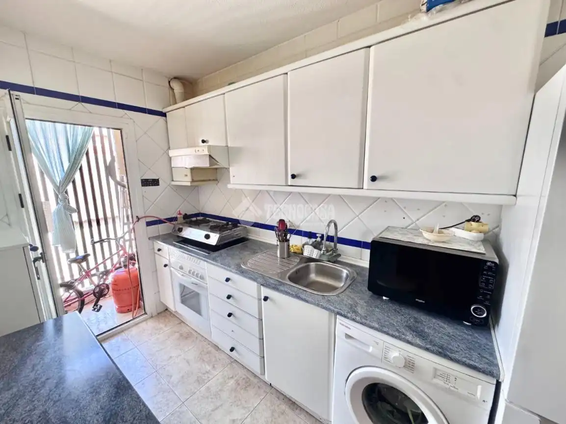 Küche von Wohnung zum Verkauf in Yuncos mit Klimaanlage und Terrasse