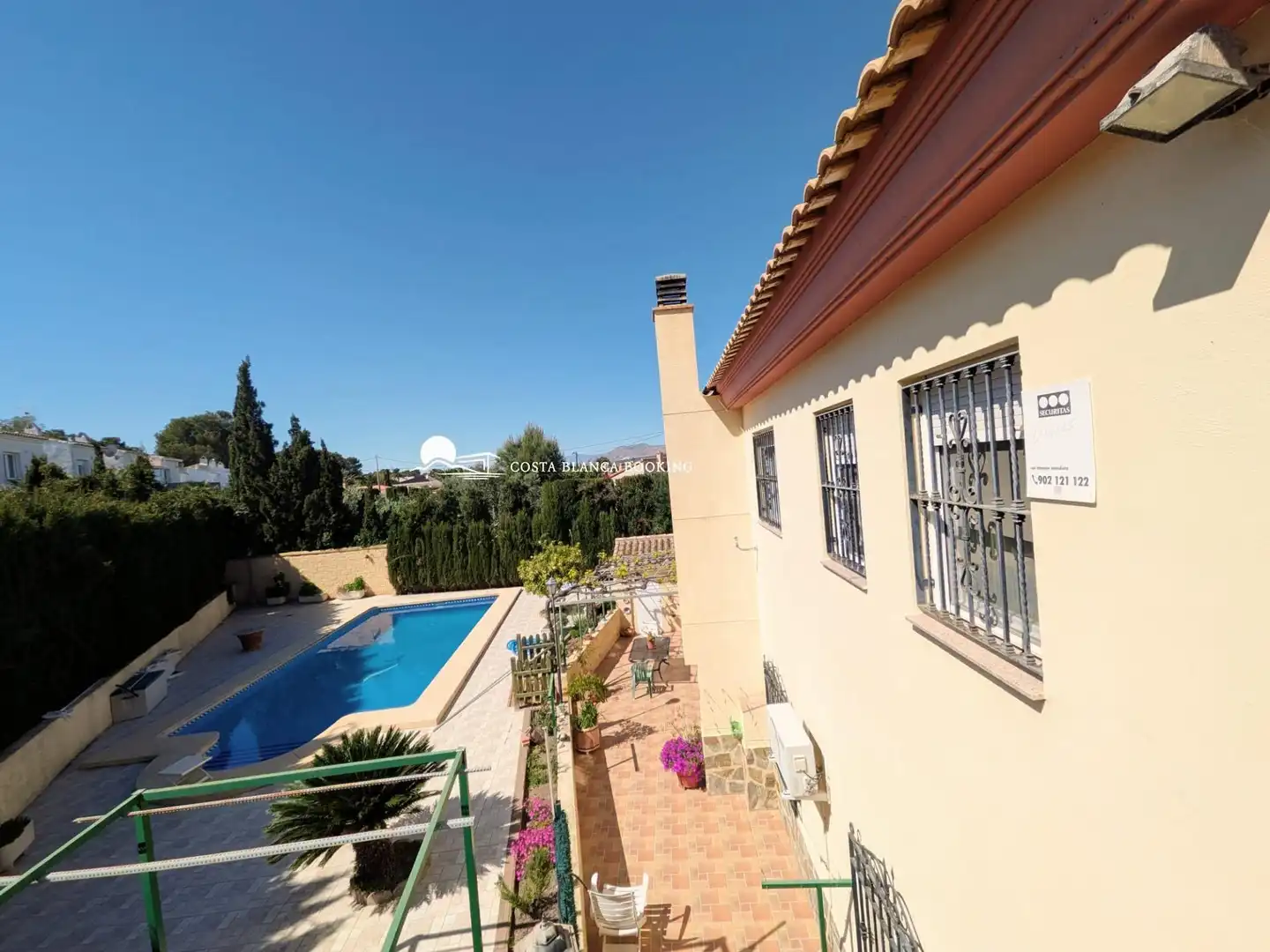 Piscina de Casa o xalet en venda en L'Alfàs del Pi amb Aire condicionat, Jardí privat i Terrassa