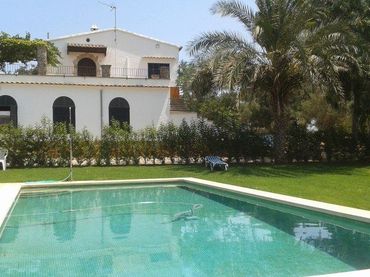 Casa rústica amb piscina en venda a Sencelles