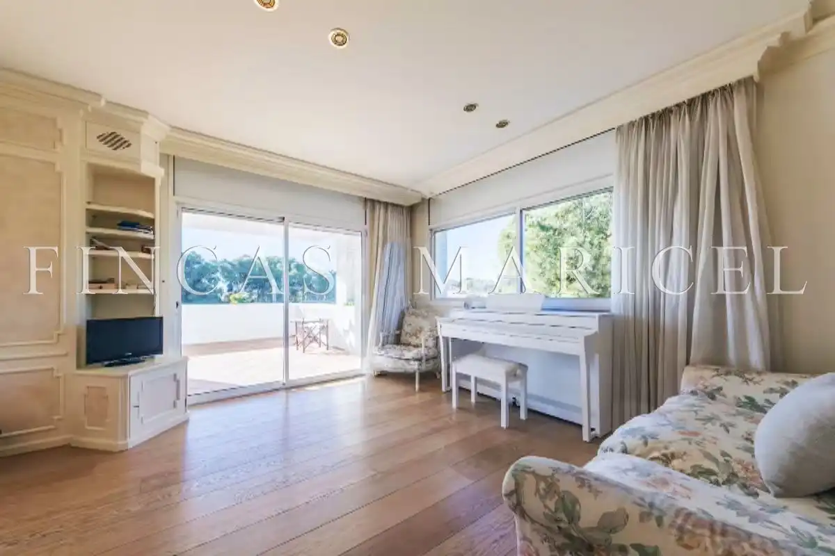 Casa o xalet en venda a Pintor Roig i soler, Can Girona - Terramar - Vinyet