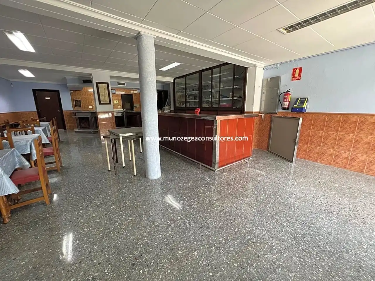 Local en venda en Lucena amb Aire condicionat