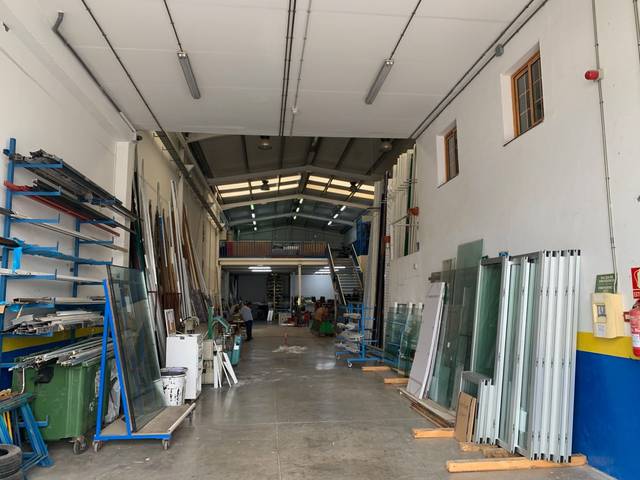 Nave industrial en Venta en Las Chafiras