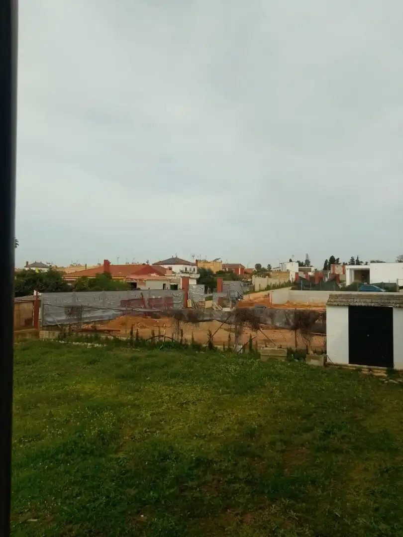 Casa o chalet en venta en Dos Hermanas con Jardín privado, Terraza y Balcón