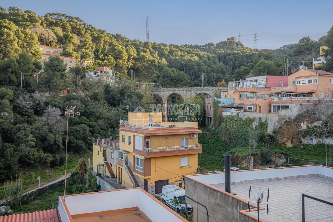 Vista exterior de Casa o chalet en venta en  Barcelona Capital con Terraza