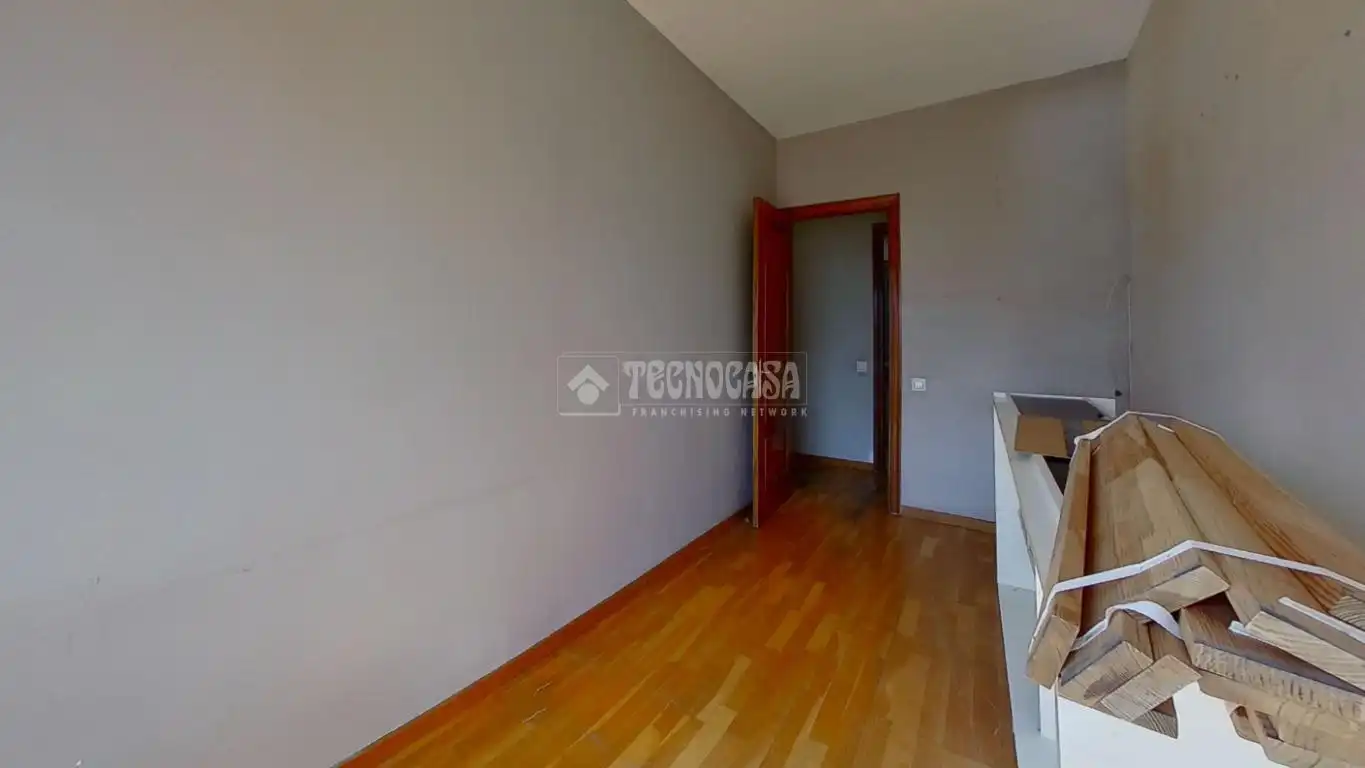 Dormitori de Pis en venda en Sabadell