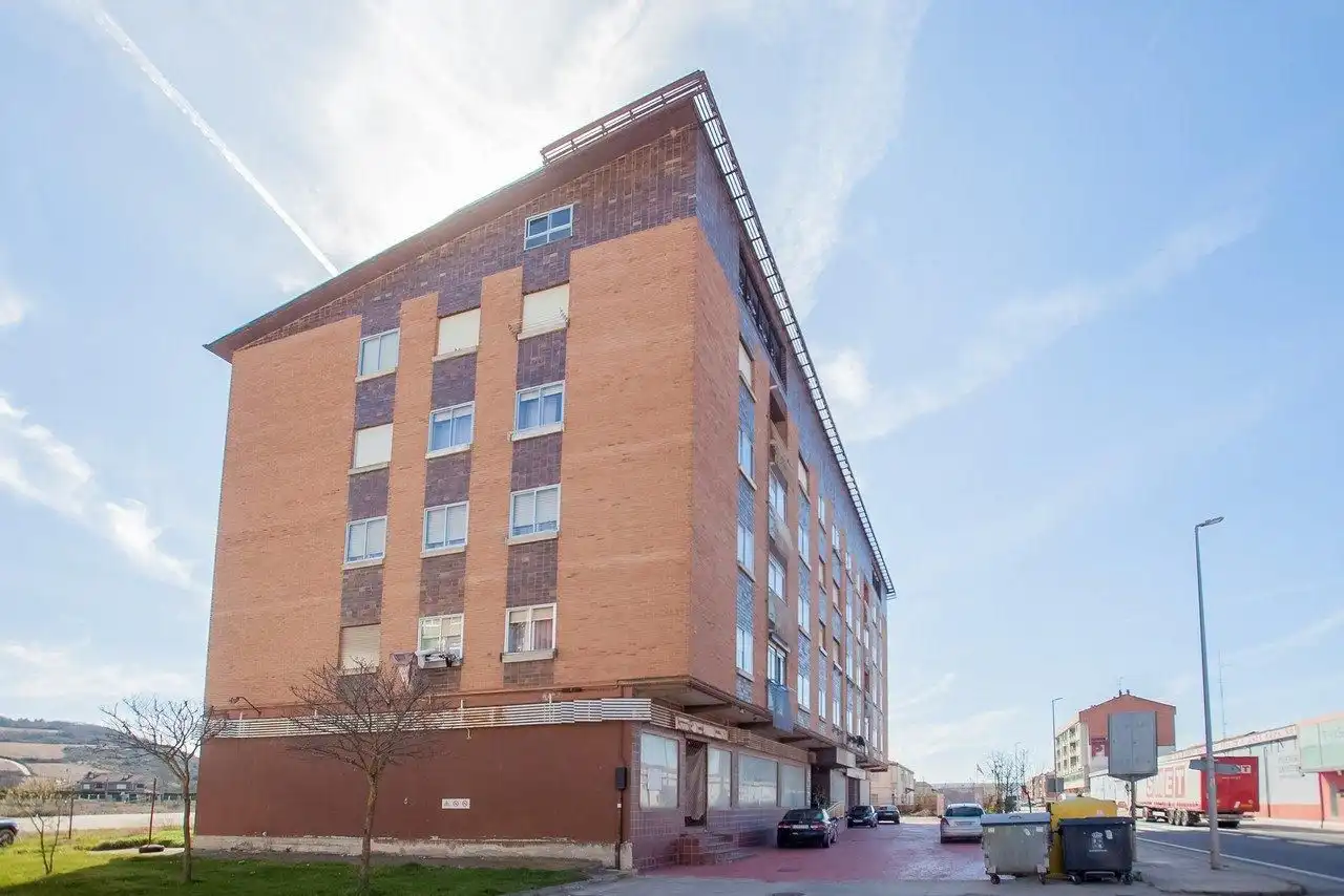 Gewerbefläche zum Verkauf in Avenida de Burgos, imagen 2