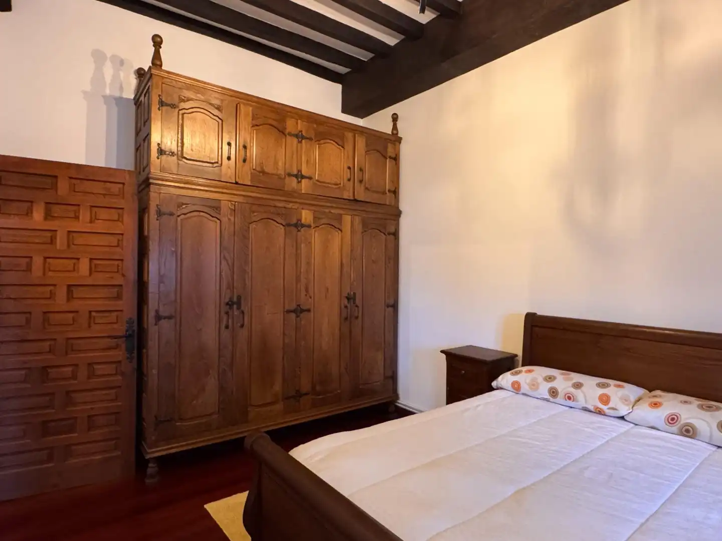 Habitación de Casa o chalet en venta en Los Corrales de Buelna  con Calefacción, Jardín privado y Terraza