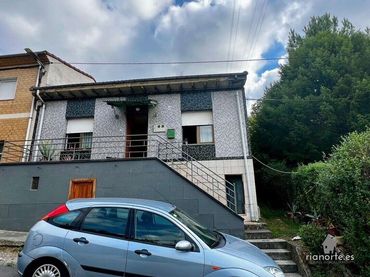 House for sale in Riaño - Los Barros