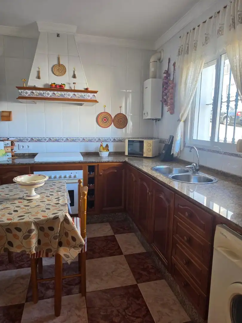 Kitchen of Houses for sale in Tarifa