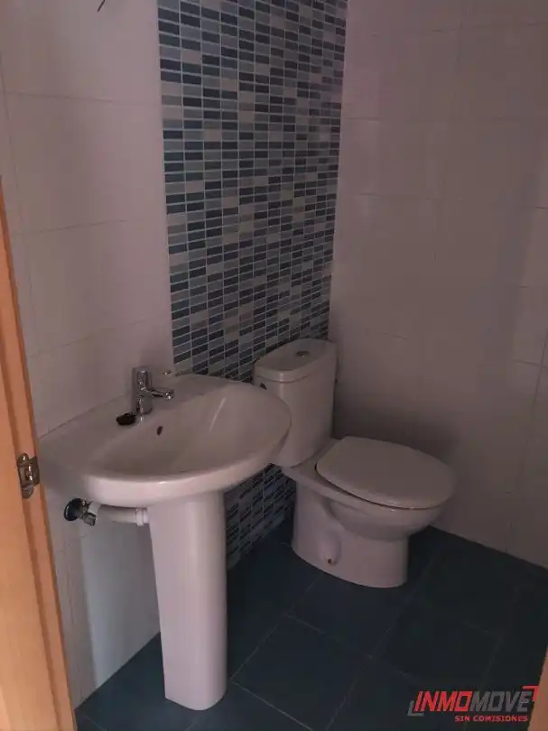 Adossat amb piscina en venda a Haro, imagen 9