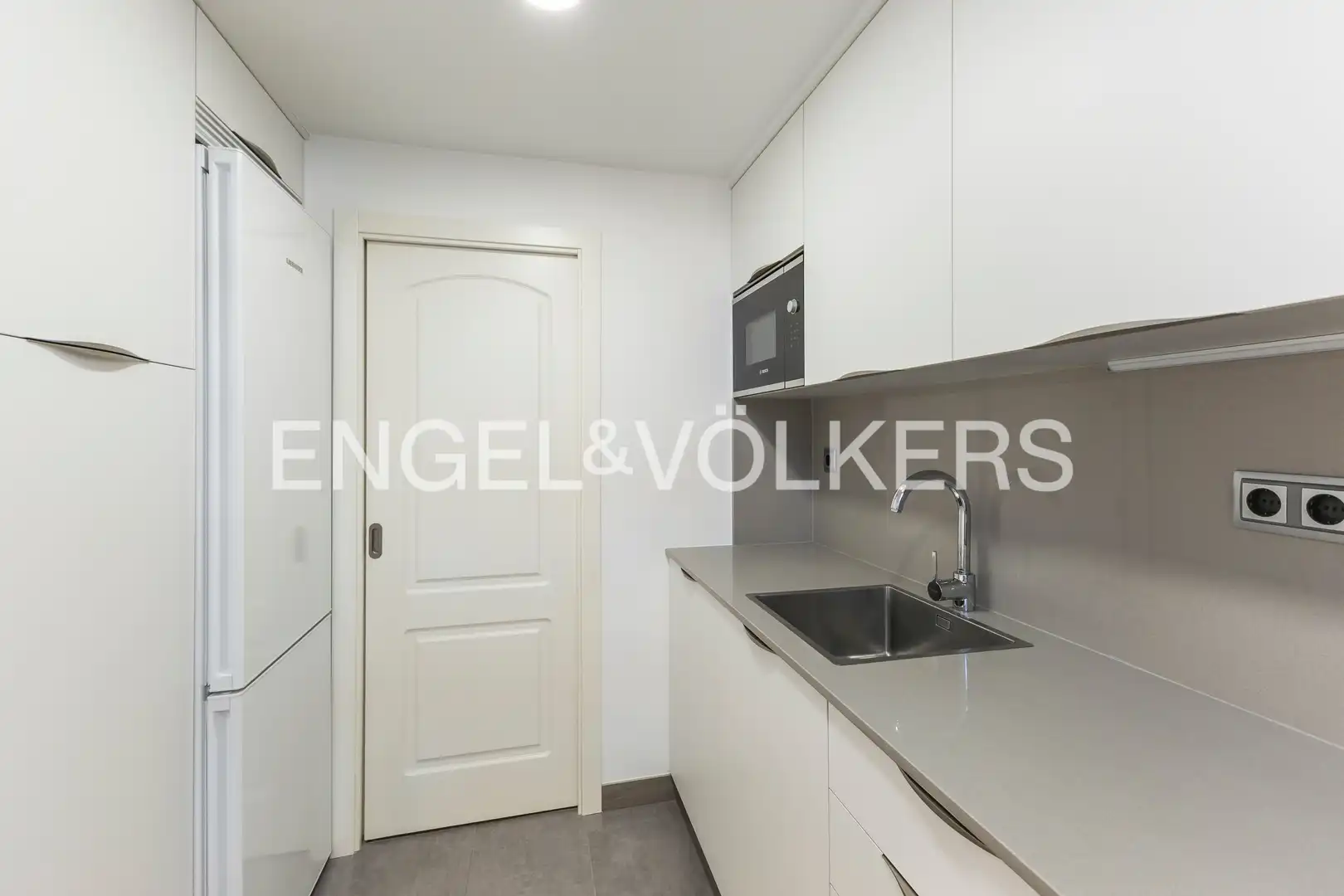 Küche von Wohnung zur Miete in Madrid mit Klimaanlage, Heizung und Schwimmbad