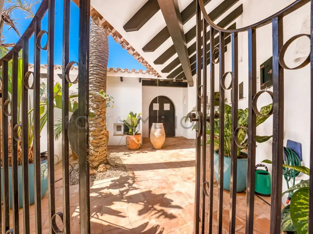 Houses for sale in Urbanizacion Binidali, Sant Climent - Es Canutells