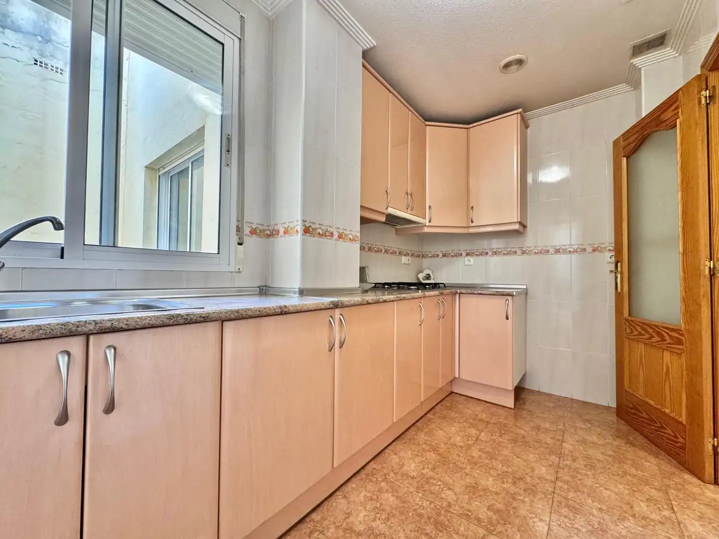 Cocina de Piso en venta en Murcia con Trastero y Balcón