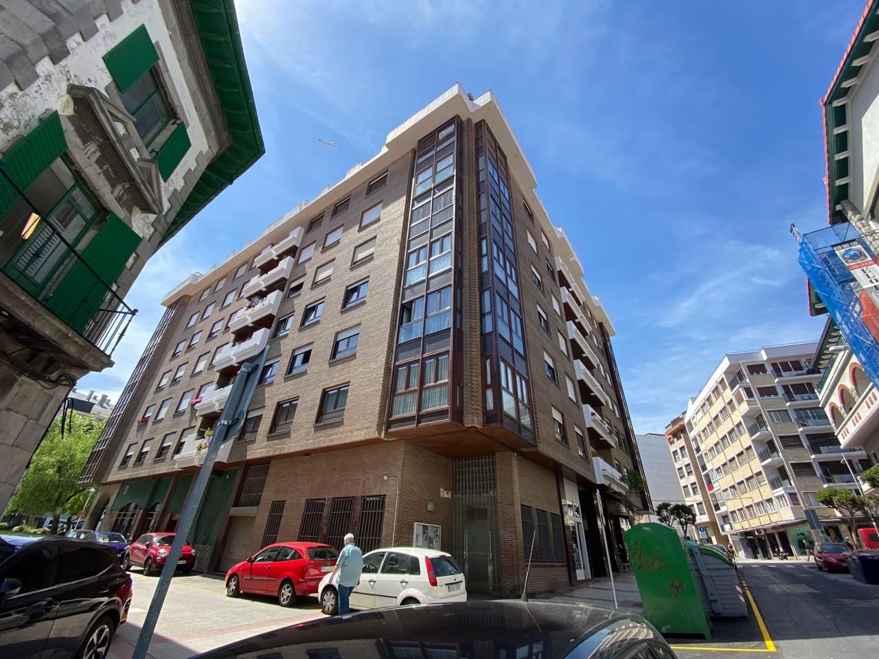 Exterior view of Flat for sale in Castro-Urdiales  with Heating, Parquet flooring and Furnished