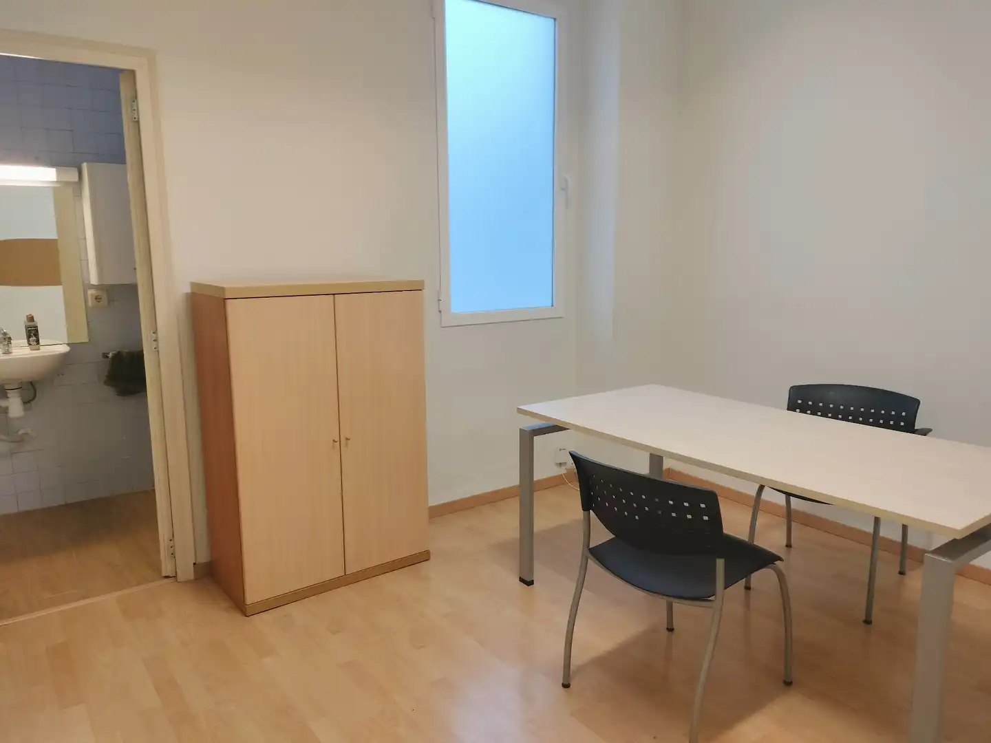 Oficina de lloguer a Carrer de Pérez Pujol, Sant Francesc
