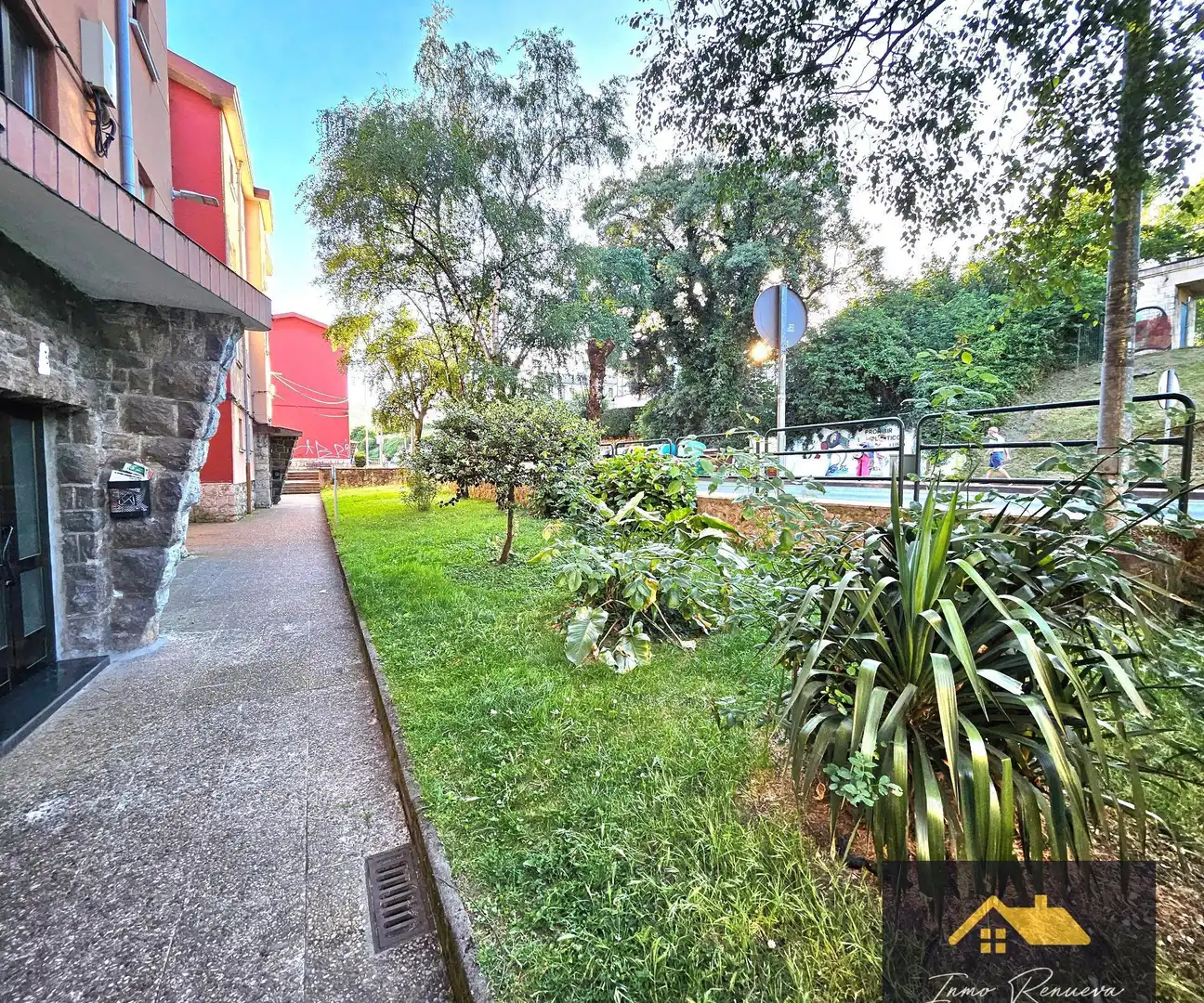 Vista exterior de Piso en venta en Ortuella con Calefacción, Amueblado y Balcón
