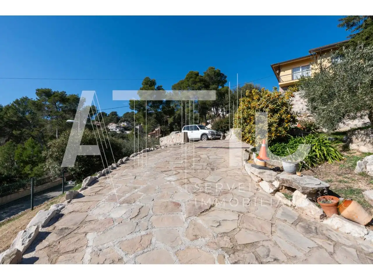 Vista exterior de Casa o xalet en venda en Castellar del Vallès amb Aire condicionat, Calefacció i Terrassa