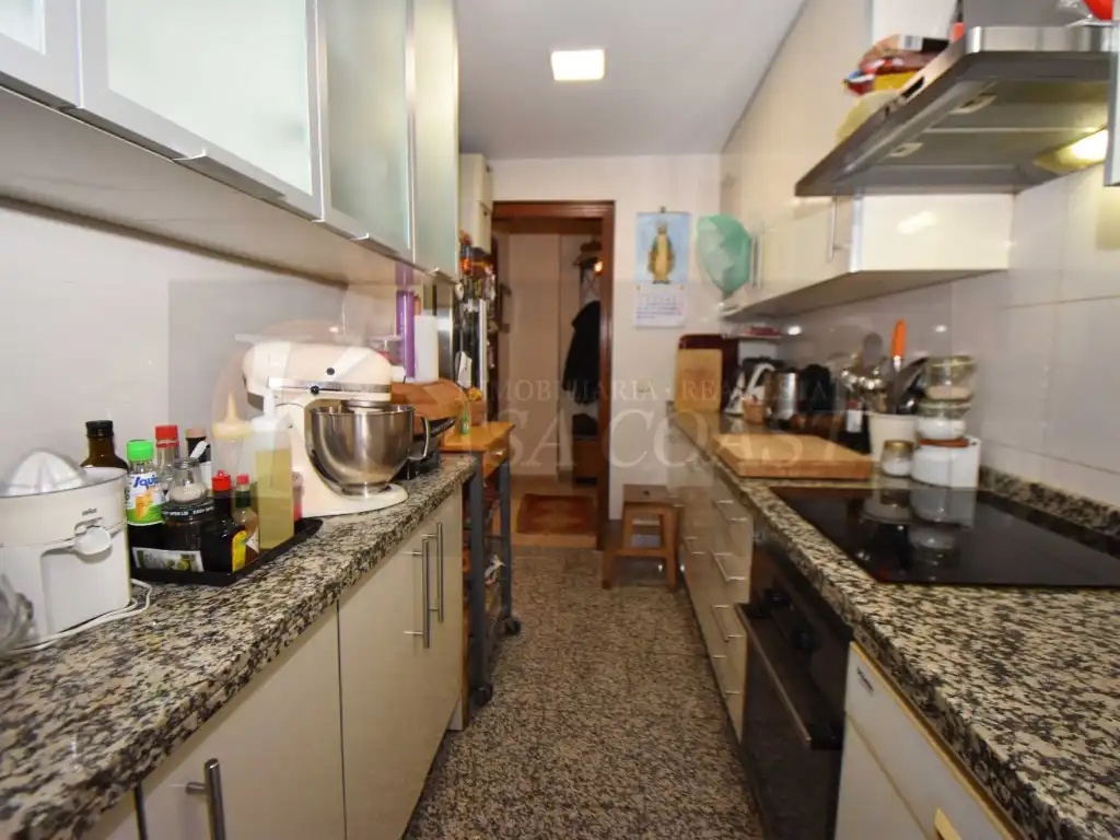 Kitchen of Flat for sale in Fuengirola  with Air Conditioner, Private garden and Terrace