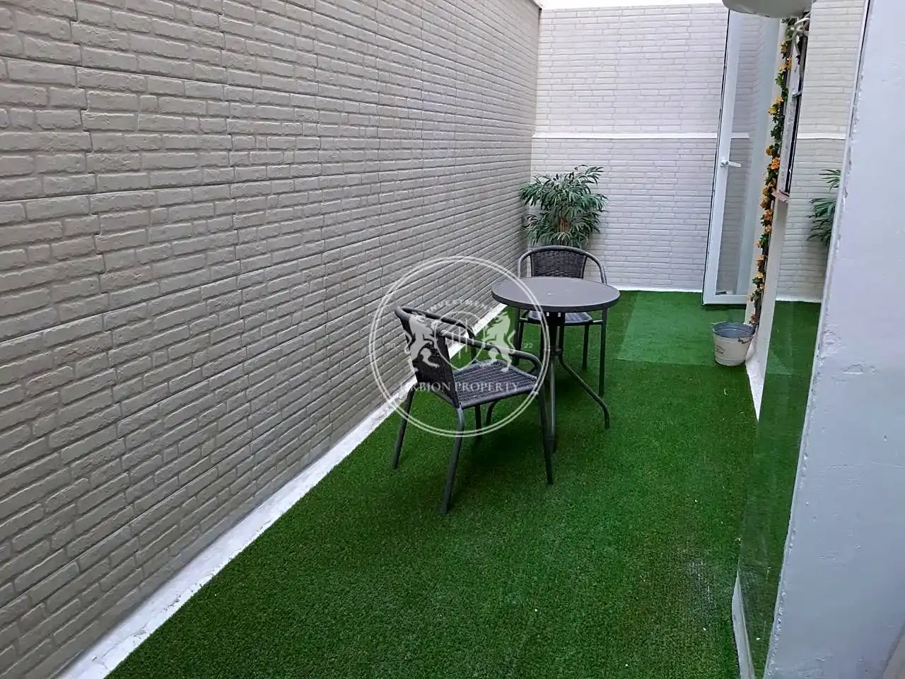 Terraza de Estudio en venta en Madrid con Aire acondicionado, Calefacción y Amueblado