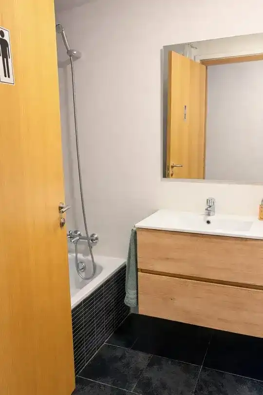 Baño de Piso en venta en Vitoria - Gasteiz con Calefacción, Trastero y Amueblado