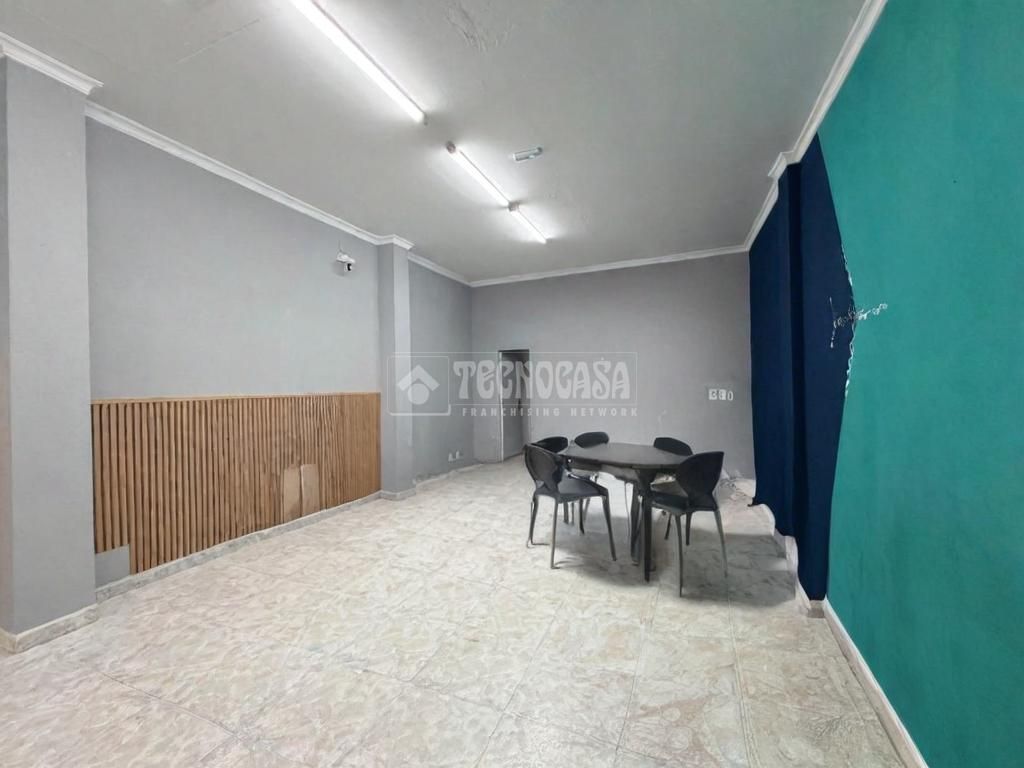 Premises for rent in Isla Cristina