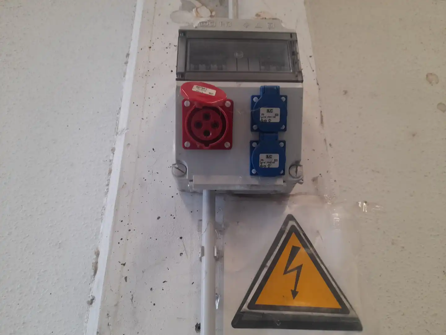 Parking of Industrial buildings for rent in Forallac
