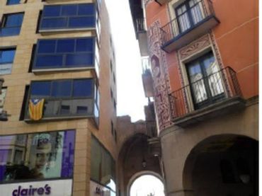Aparcament en venda a Carrer Arc del Pont