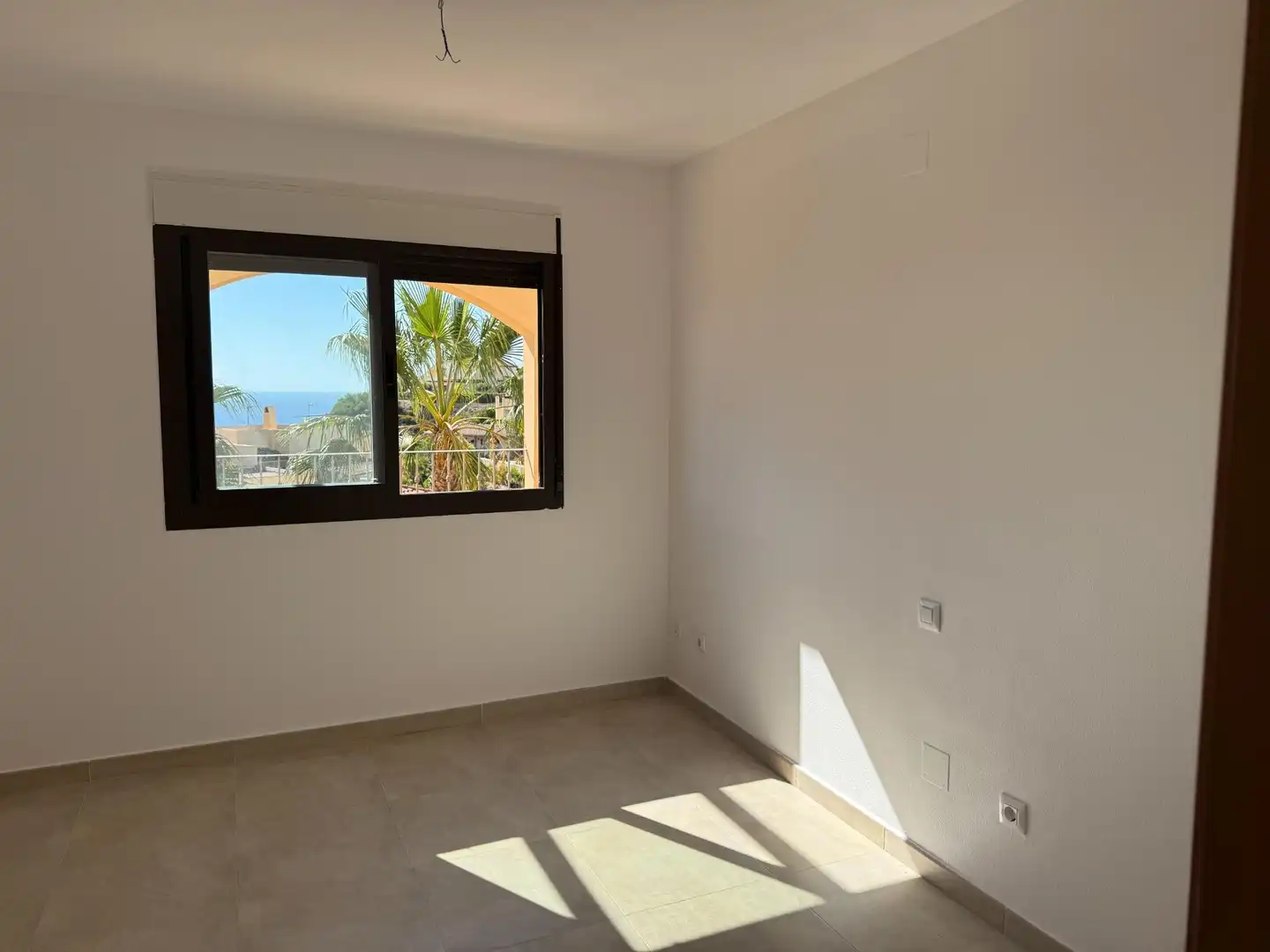 Dormitori de Apartament en venda en Águilas amb Terrassa i Piscina comunitària